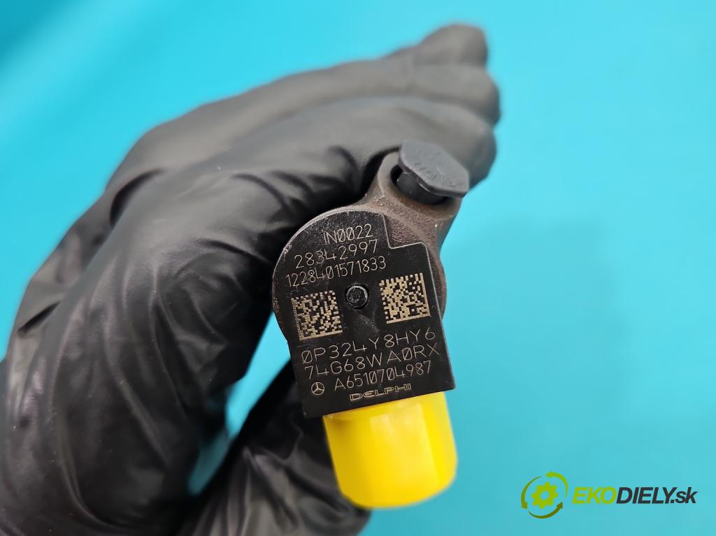 Mercedes Vito W639 2003-2014 2,2.0 cdi (651900) 136 HP manual 100 kW 2143 cm3 5- vstrek 28342997 (Vstrekovač paliva)