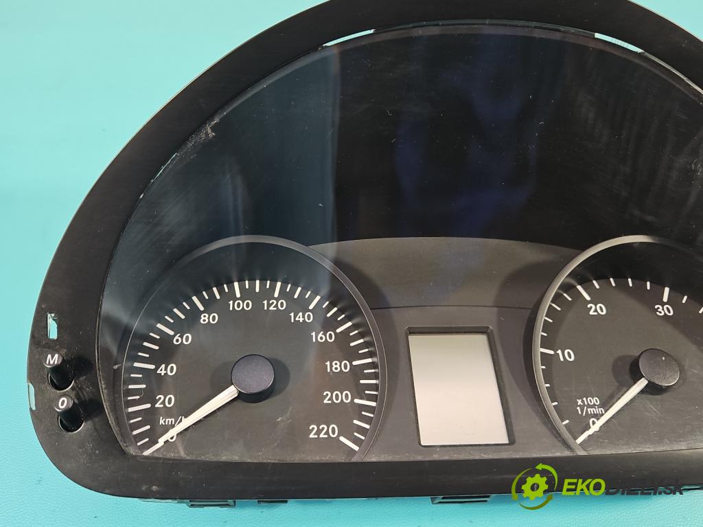 Mercedes Vito W639 2003-2014 2,2.0 cdi (651900) 136 HP manual 100 kW 2143 cm3 5- prístrojovka/ budíky A6399001301 (Prístrojová doska)