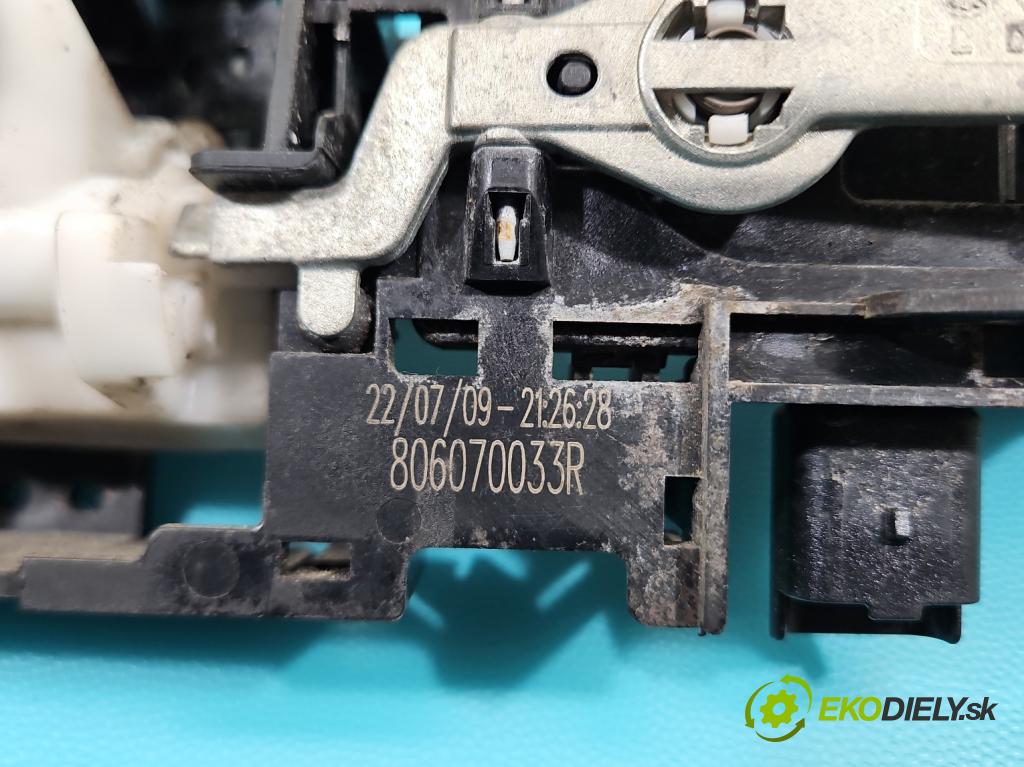 Renault Megane III 2008-2016 1.9 dci 131 HP manual 96 kW 1870 cm3 5- rukoväť predné ľavé mimo: 806070033R (Kľučka dverí vonkajšia predná ľavá)