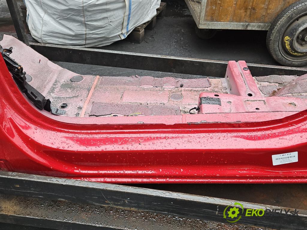 Opel Mokka B 2020 - 1.2 T 131 hp automatic 96 kW 1199 cm3 5- práh levý  (Karoserie ostatní)