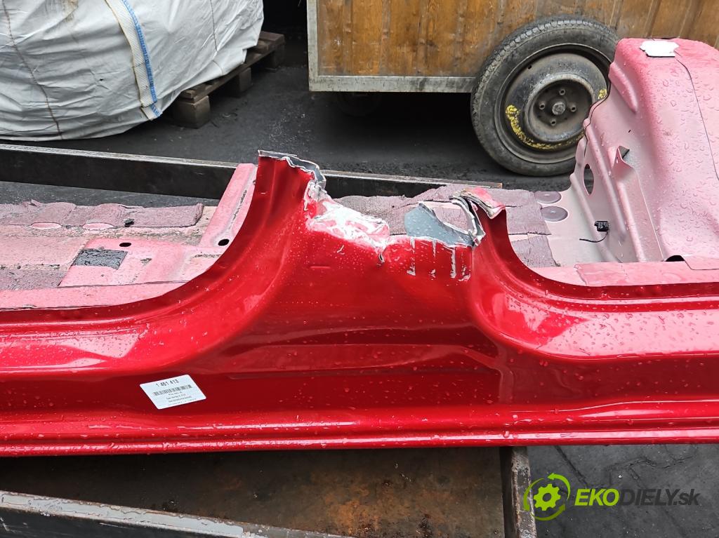 Opel Mokka B 2020 - 1.2 T 131 hp automatic 96 kW 1199 cm3 5- práh levý  (Karoserie ostatní)