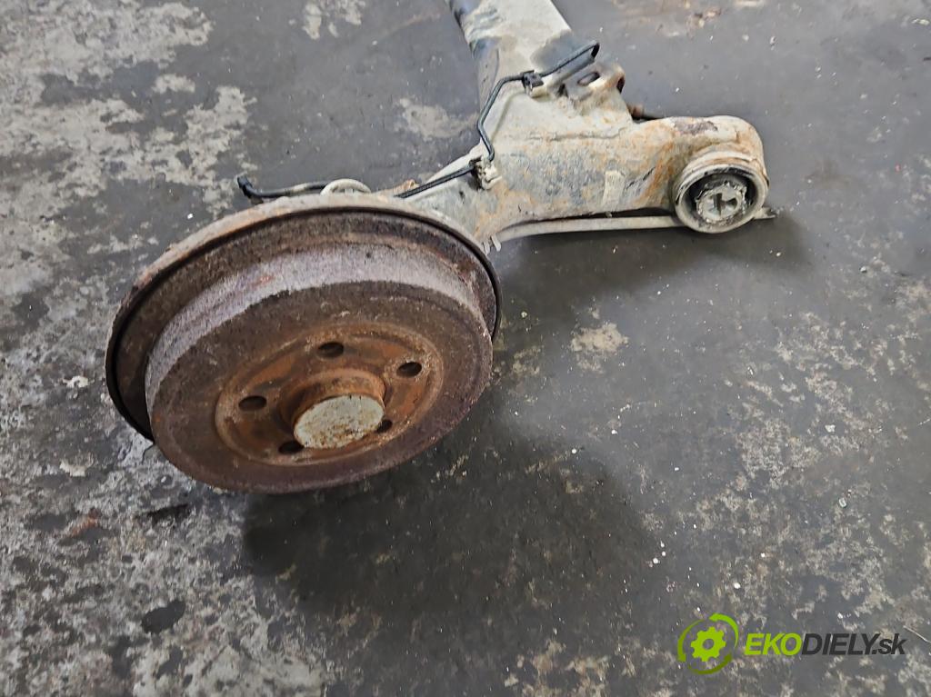 Vw Polo IV 9N 2001-2009 1.4 tdi 69KM manual 51 kW 1422 cm3 3- zadní výztuha  (Výztuhy zadní)