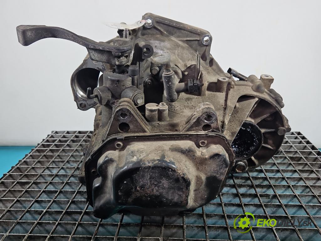 Vw Polo IV 9N 2001-2009 1.4 tdi 69KM manual 51 kW 1422 cm3 3- prevodovka stupeň,rýchlosť manual JHG