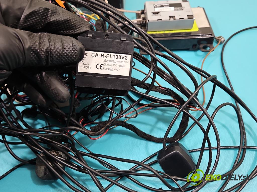 Peugeot 4007 2007-2012 2.2 hdi 156 HP automatic 115 kW 2179 cm3 5- Radio AVIC-F930BT