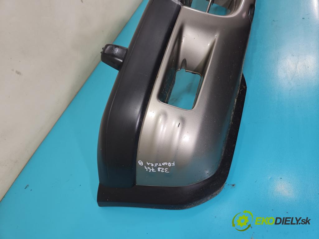 Opel Frontera B 1998-2004 2.2 16V 136hp manual 100 kW 2198 cm3 5- nárazník přední  (Klika dveří ostatní)