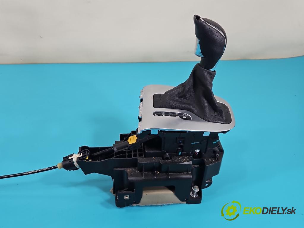 Opel Astra IV 2009-2015 2.0 cdti 165 HP automatic 121 kW 1956 cm3 5- Páka: Změny: stupeň,rýchlosť 565537081 (Rýchlostná páka (kulisa))