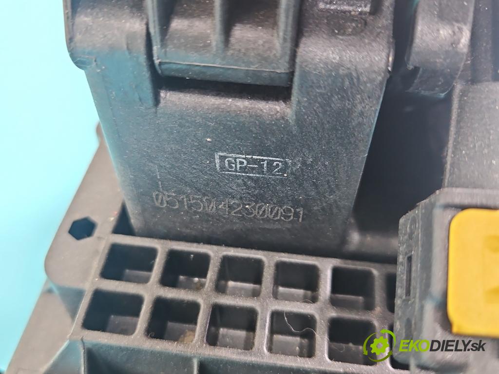 Opel Astra IV 2009-2015 2.0 cdti 165 HP automatic 121 kW 1956 cm3 5- Páka: Změny: stupeň,rýchlosť 565537081 (Rýchlostná páka (kulisa))