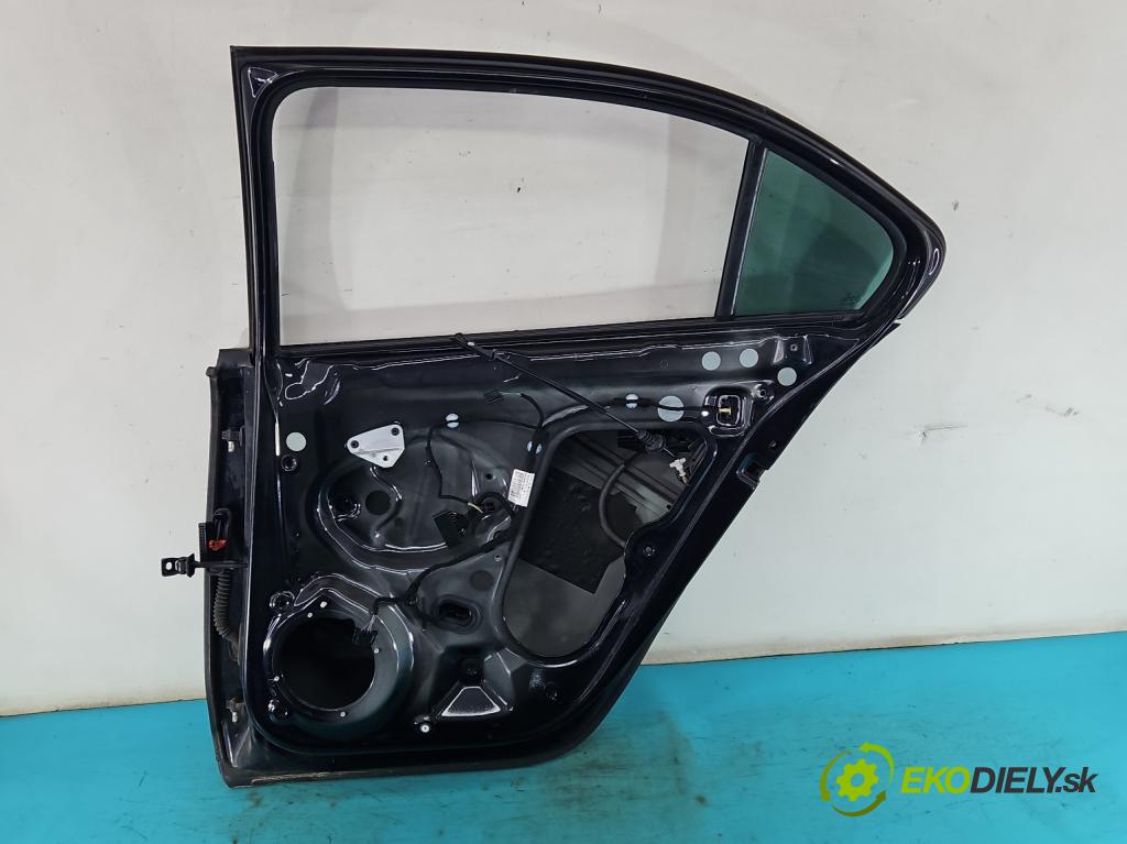 Vw Jetta VI 2010-2018 1.4 TSI 122 hp automatic 90 kW 1390 cm3 4- dveře zadní pravé  (Klika dveří ostatní)