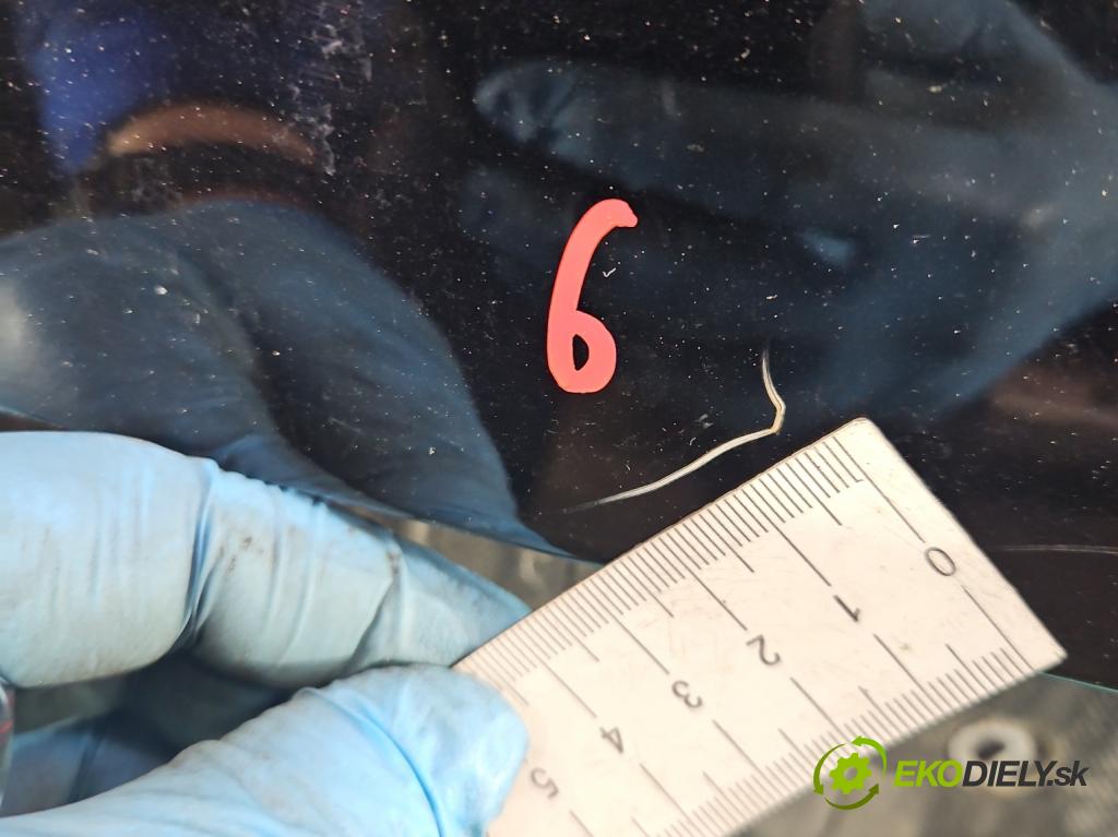 Vw Jetta VI 2010-2018 1.4 TSI 122 hp automatic 90 kW 1390 cm3 4- zadní kufrové dveře  (Zadní kapota (kufr))