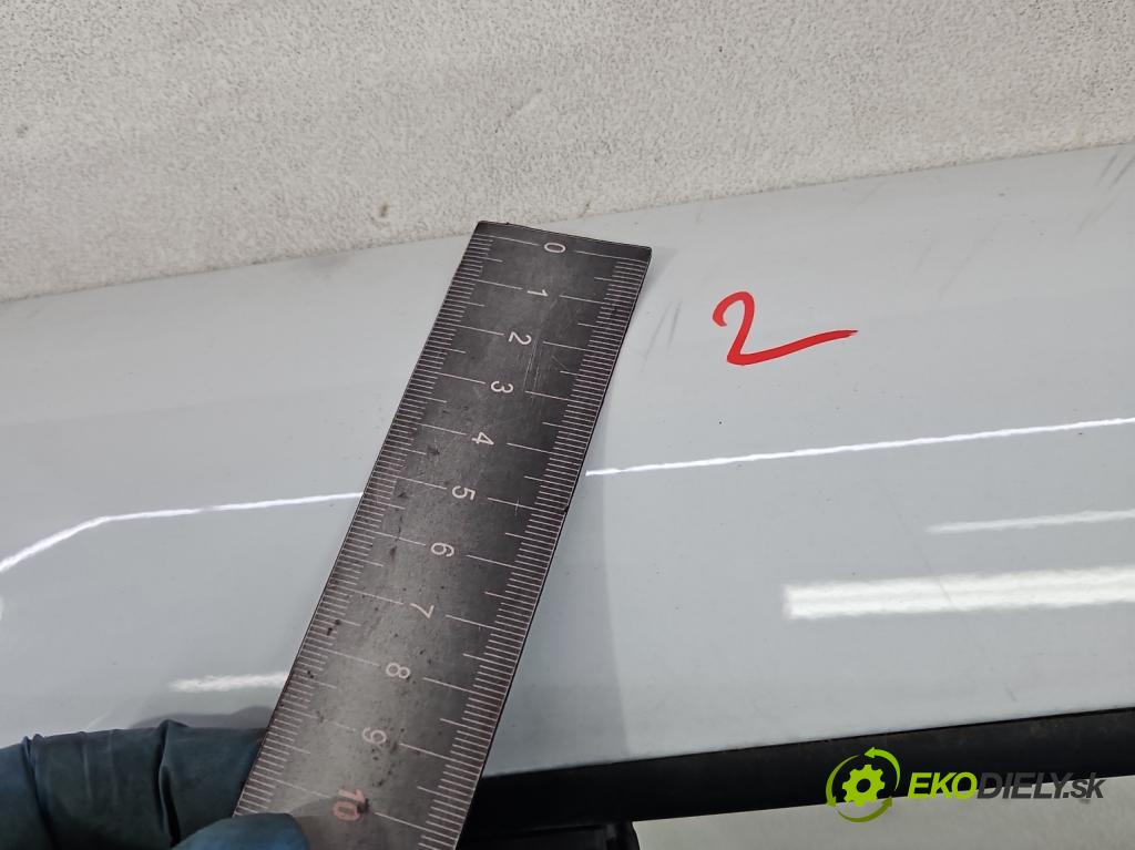 Dacia Sandero II 2012-2020 1.0 12V 73 HP manual 54 kW 999 cm3 5- dvere zadné pravé  (Kľučka dverí ostatné)