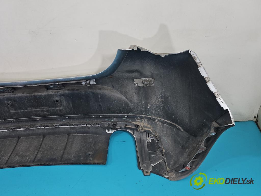 Opel Astra IV 2009-2015 2.0 cdti 165 hp automatic 121 kW 1956 cm3 5- nárazník zadní  (Klika dveří ostatní)