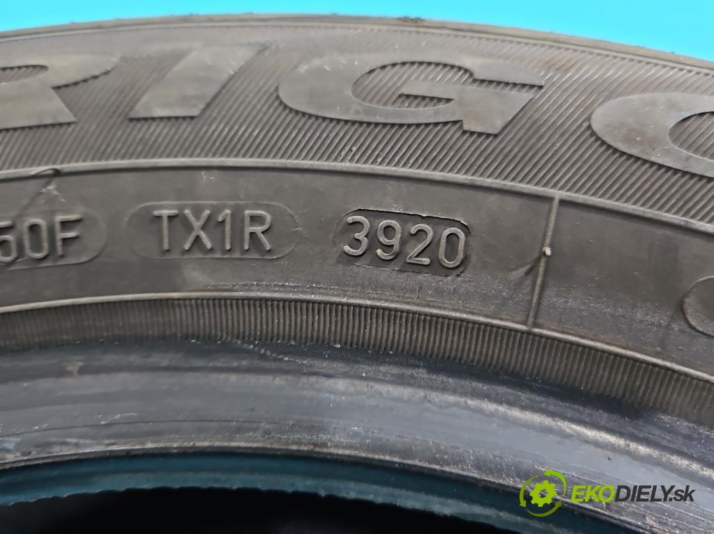 Vw Jetta VI 2010-2018 1.4 TSI 122 hp automatic 90 kW 1390 cm3 4- pneumatiky: zimní para