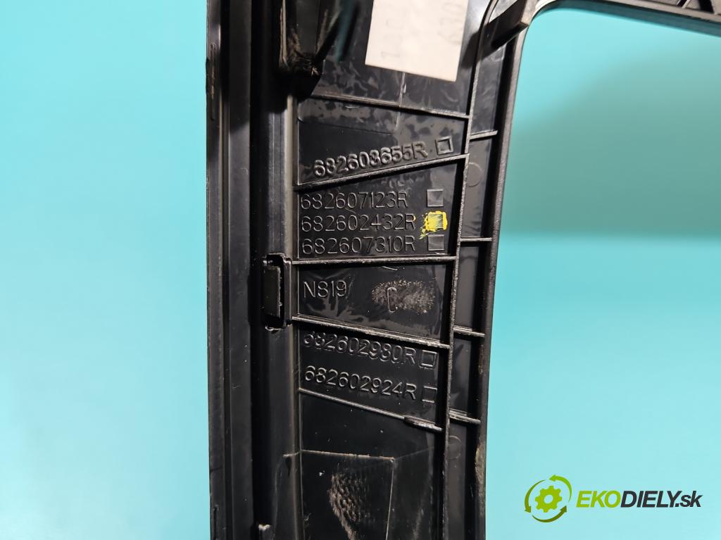 Dacia Sandero II 2012-2020 1.0 12V 73 HP manual 54 kW 999 cm3 5- Mřížka: kúrenia stredová 682603655R (Mriežka kúrenia (fukár))