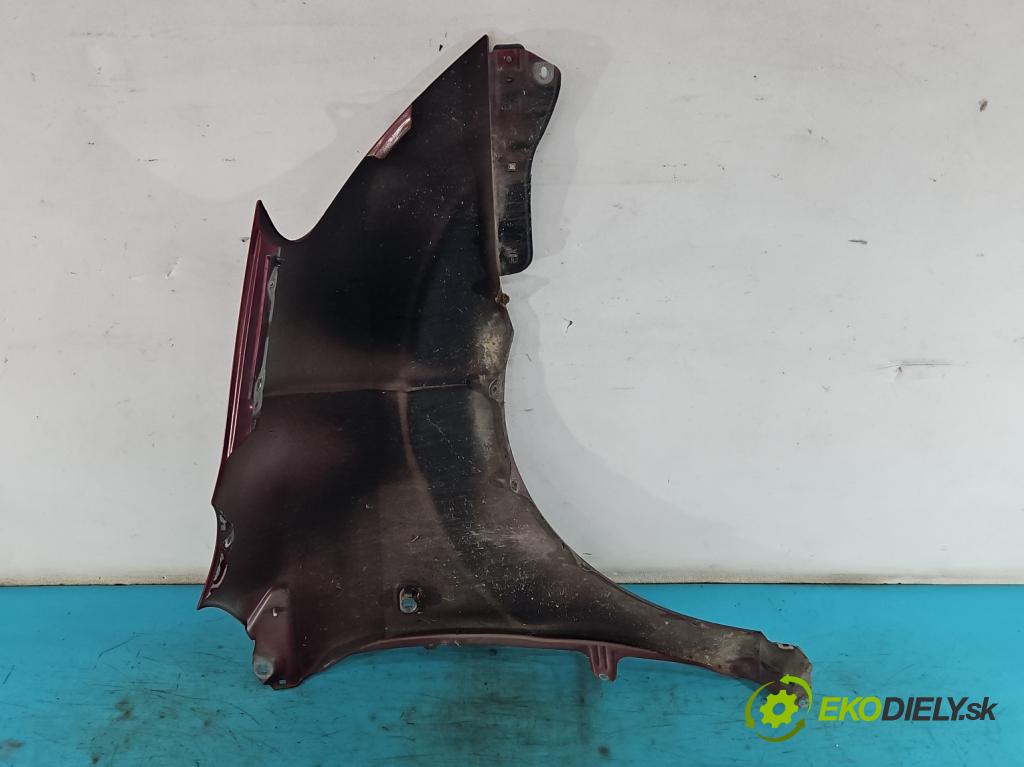 Toyota Corolla Verso II 2004-2009 1.8 vvti 129 hp manual 95 kW 1794 cm3 5- blatnik přední levý  (Levý přední blatník)