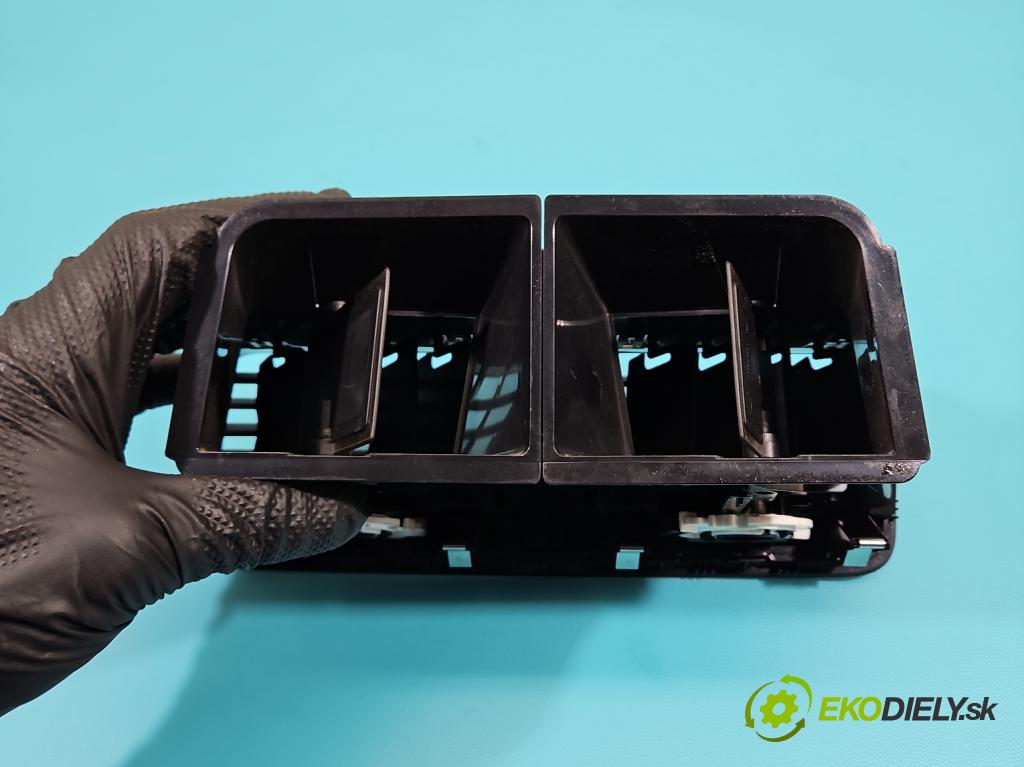 Skoda Yeti 2009-2017 2.0 tdi 140 HP manual 103 kW 1968 cm3 5- Mřížka: kúrenia stredová 5L0820951 (Mriežka kúrenia (fukár))