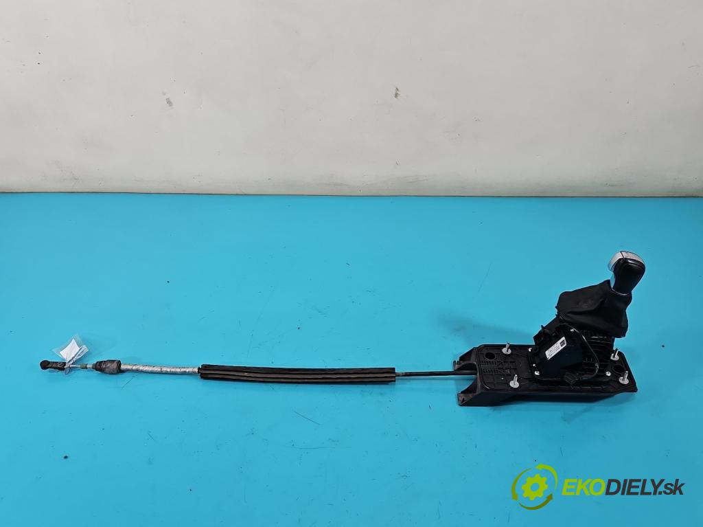 Vw Jetta VI 2010-2018 1.4 TSI 122 HP automatic 90 kW 1390 cm3 4- Páka: Změny: stupeň,rýchlosť 5K1713025BN (Rýchlostná páka (kulisa))