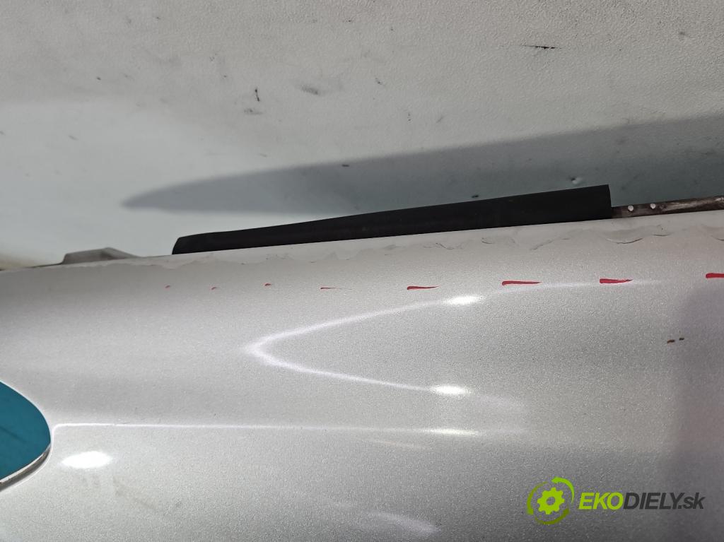 Lexus RX II 2003-2008 3.3 V6 211KM automatic 155 kW 3311 cm3 5- blatnik přední levý  (Levý přední blatník)