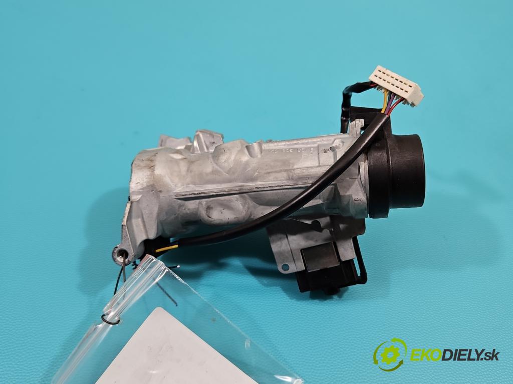 Vw Jetta VI 2010-2018 1.4 TSI 122 HP automatic 90 kW 1390 cm3 4- Spínačka 1K0905851B (Spínacia skrinka)