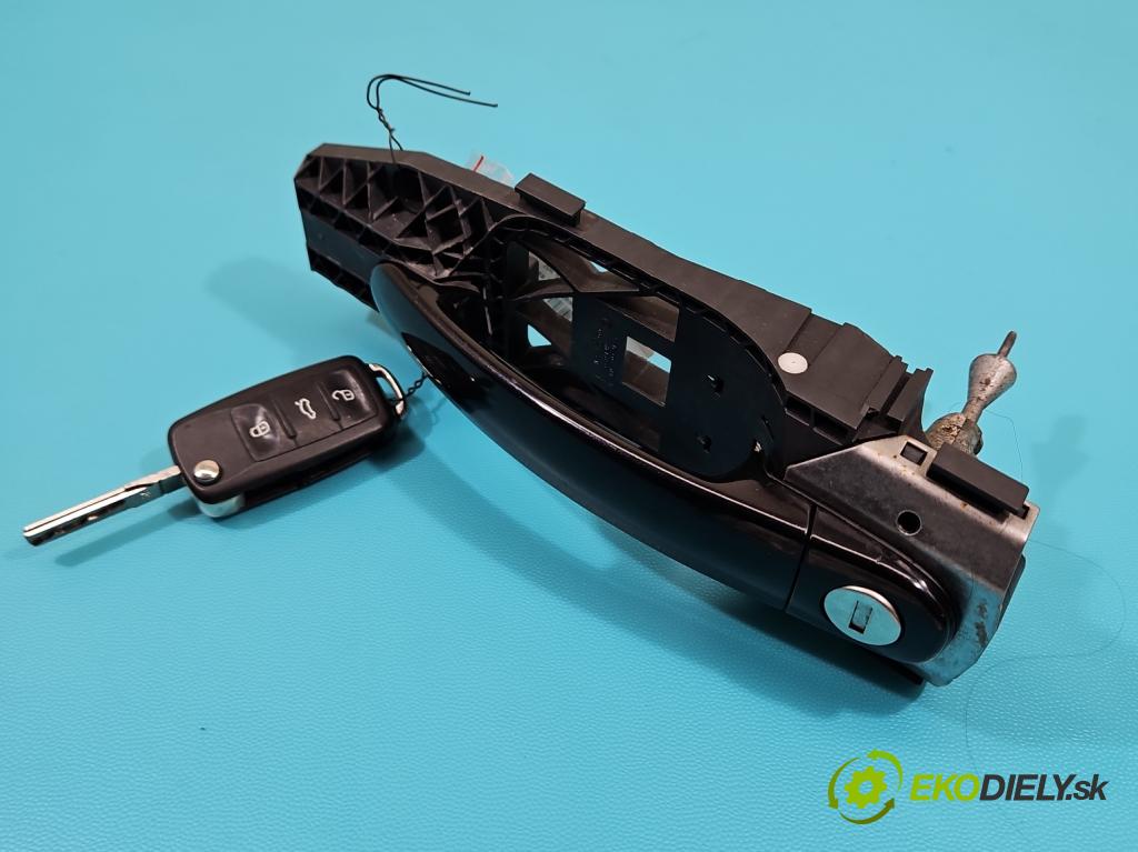 Vw Jetta VI 2010-2018 1.4 TSI 122 HP automatic 90 kW 1390 cm3 4- rukoväť predné ľavé mimo: 5N0837885H (Kľučka dverí vonkajšia predná ľavá)