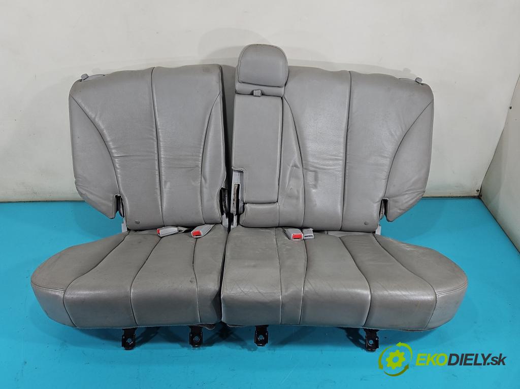 Hyundai Terracan 2.9 CRDi 163 HP manual 120 kW 2902 cm3 5- Pohovka: zadné  (Sedadlo)
