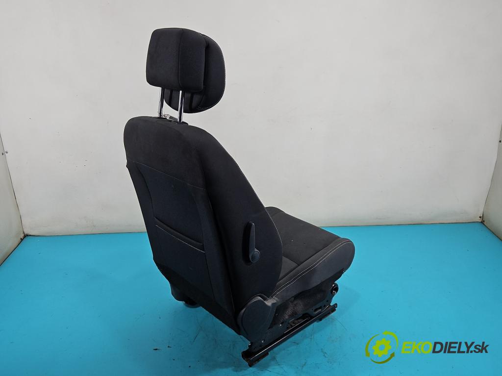 Renault Megane III 2008-2016 1.9 dci 131 hp manual 96 kW 1870 cm3 5- Sedadlo levý  (Sedačky, sedadla)