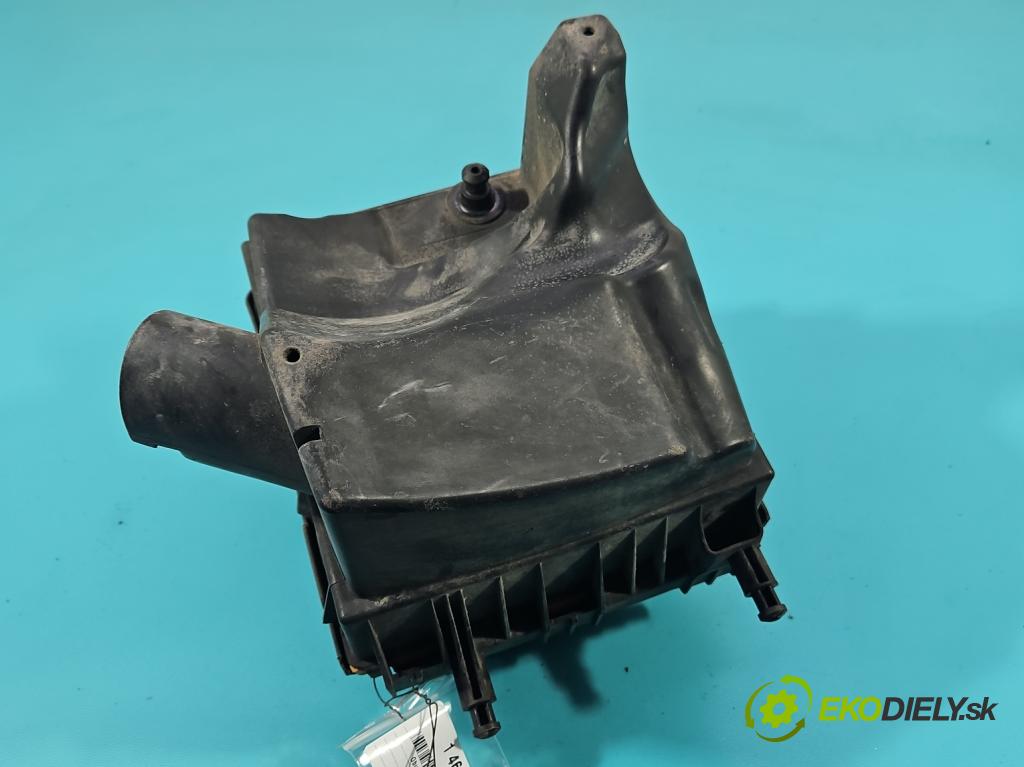 Fiat Linea 1.4 T 120 HP manual 88 kW 1368 cm3 4- obal filtra vzduchu 51796536 (Obal vzduchového filtra)