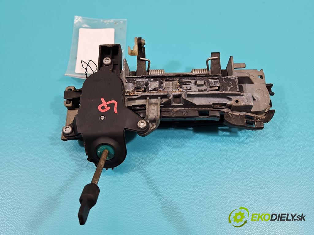 Audi A4 B7 2004-2008 1.9 tdi 116 HP manual 85 kW 1896 cm3 5- rukoväť predné ľavé mimo:  (Kľučka dverí vonkajšia predná ľavá)