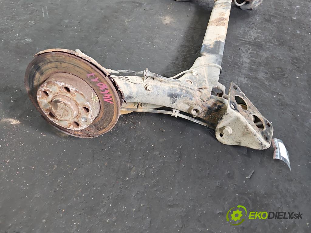 Audi A3 8L 1996-2003 1.9 tdi 110 hp manual 81 kW 1896 cm3 5- zadní výztuha  (Výztuhy zadní)