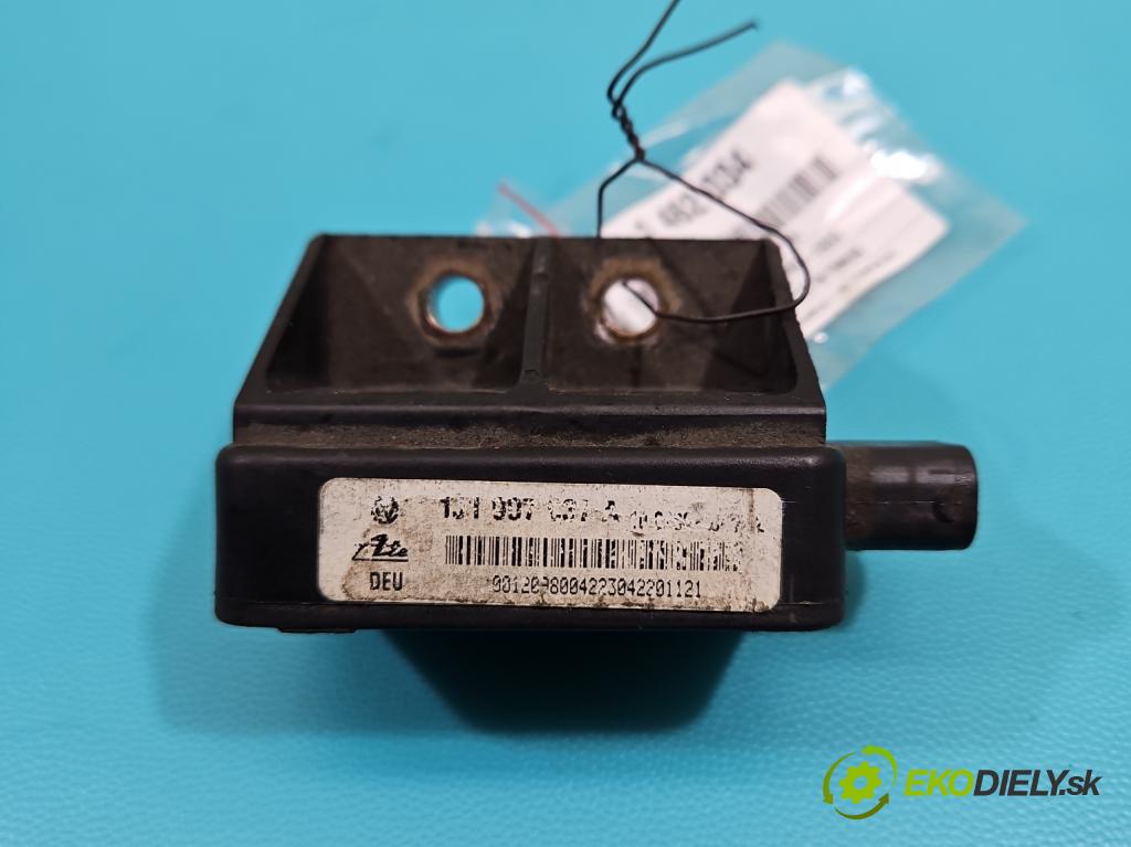 Vw Golf IV 1997-2003 1.9 tdi 116 hp manual 85 kW 1896 cm3 5- snímač ESP 1J0907657A