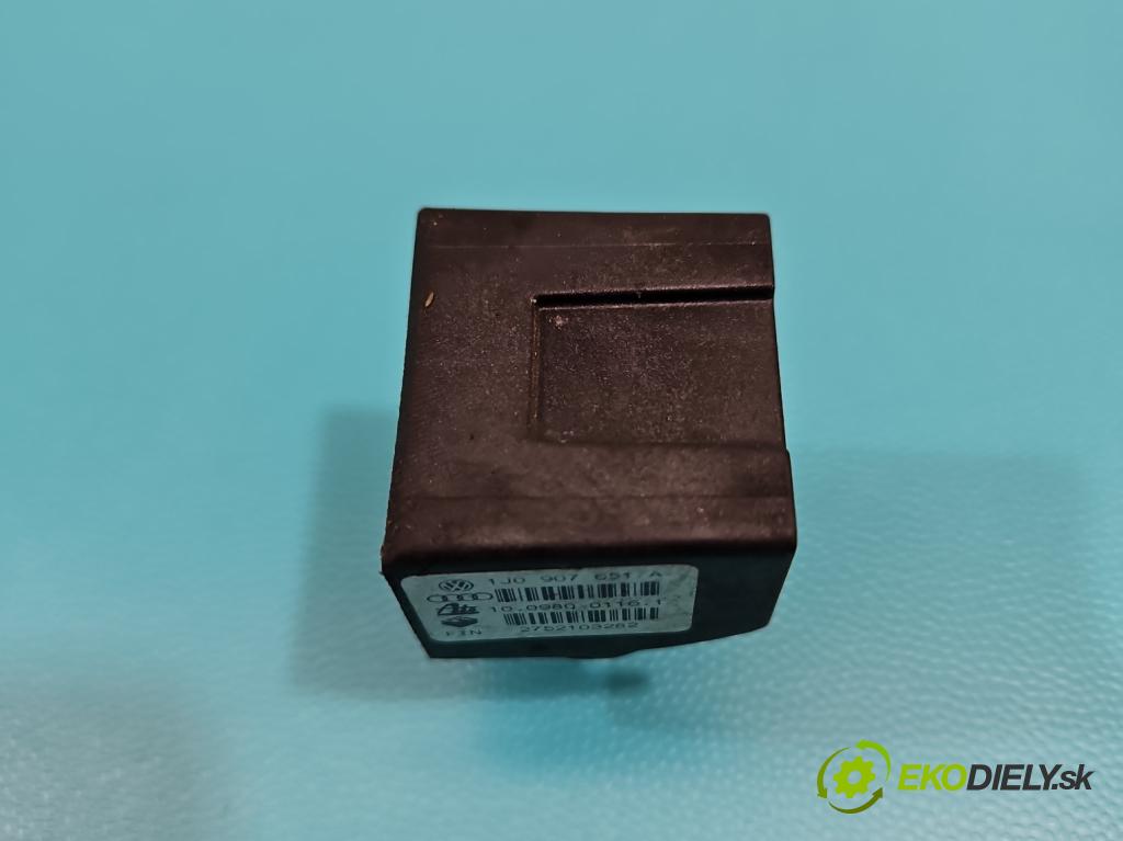Vw Golf IV 1997-2003 1.9 tdi 116 hp manual 85 kW 1896 cm3 5- snímač ESP 1J0907651A