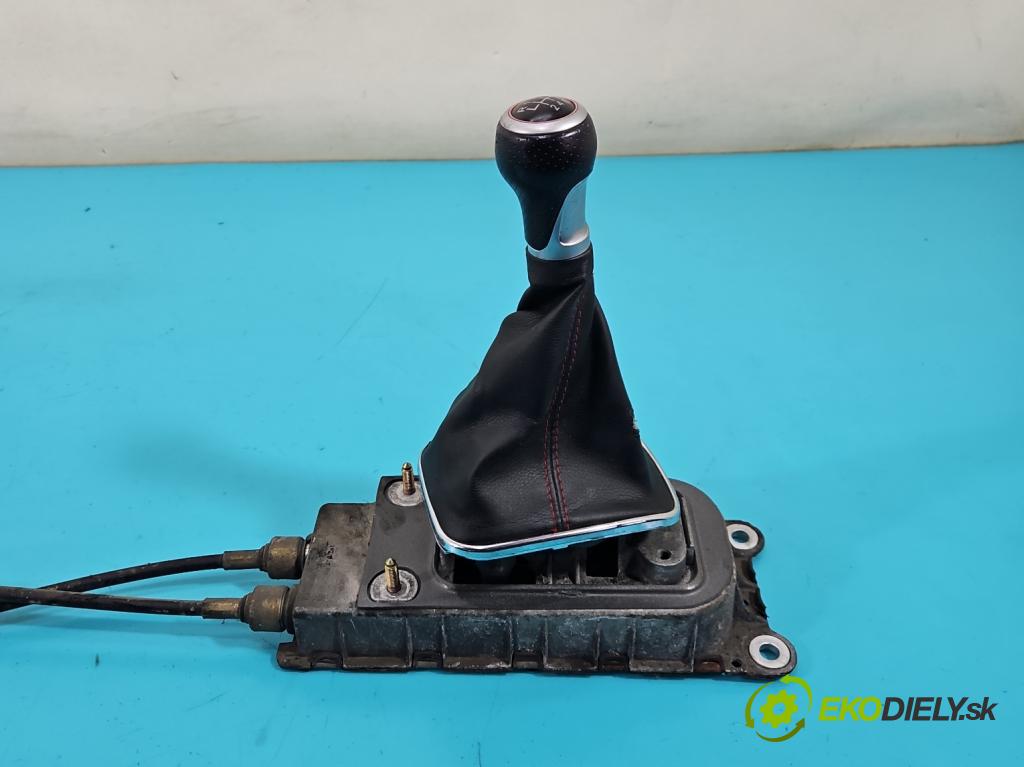 Vw Golf IV 1997-2003 1.9 tdi 116 HP manual 85 kW 1896 cm3 5- Páka: Změny: stupeň,rýchlosť  (Rýchlostná páka (kulisa))