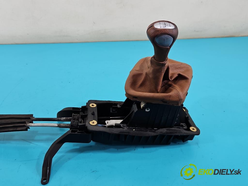 Porsche Cayenne I 2002-2010  manual 213 kW 3598 cm3 5- Páka: Změny: stupeň,rýchlosť  (Rýchlostná páka (kulisa))