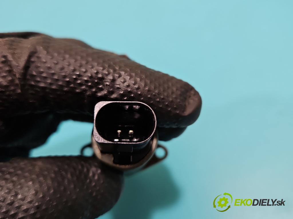 Porsche Cayenne I 2002-2010  manual 213 kW 3598 cm3 5- snímač časovanie načasovanie 06F109257B