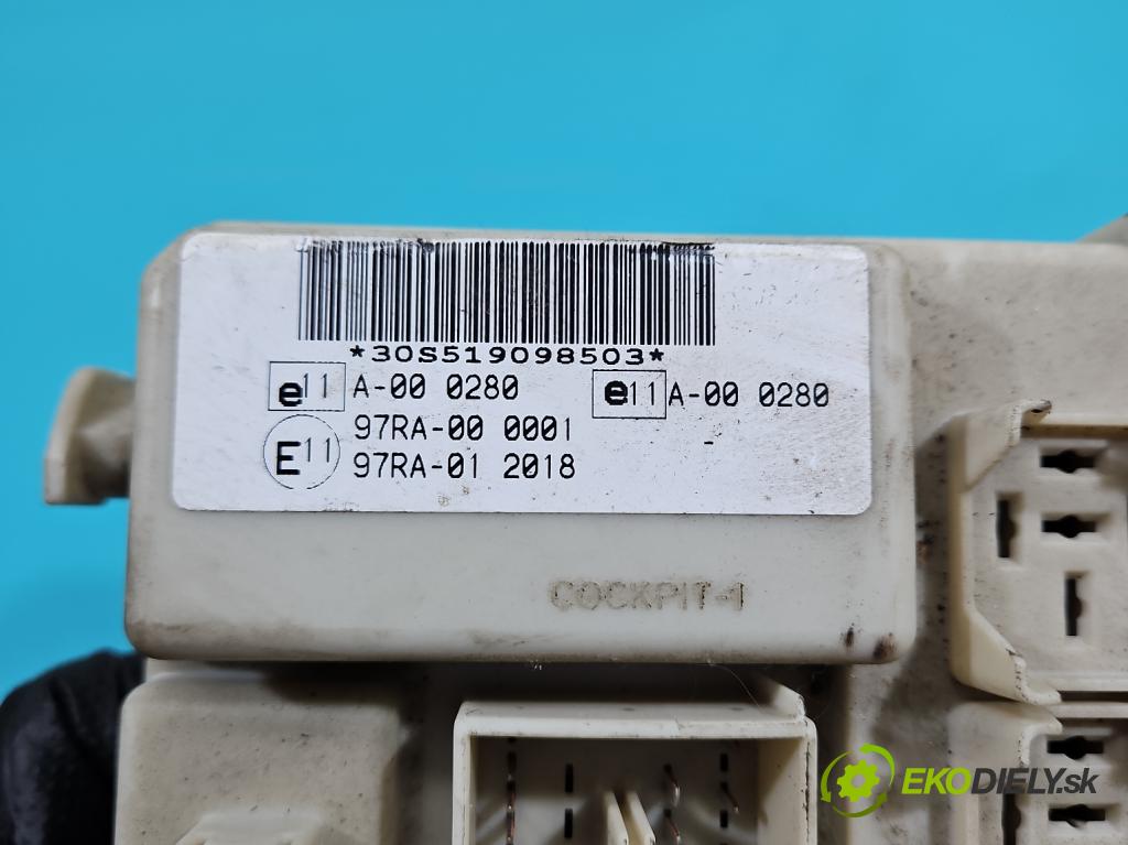 Ford Focus Mk2 2004-2011 1.6 tdci 90 HP manual 66 kW 1560 cm3 5- skrinka poistka 4M5T-14A073-BF (Poistková skrinka)