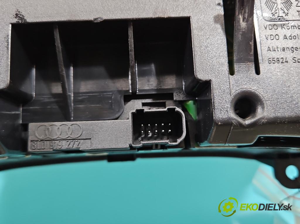 Audi A3 8L 1996-2003 1.6 SR 101 HP automatic 74 kW 1595 cm3 3- prístrojovka/ budíky 8L0919860C (Prístrojová doska)