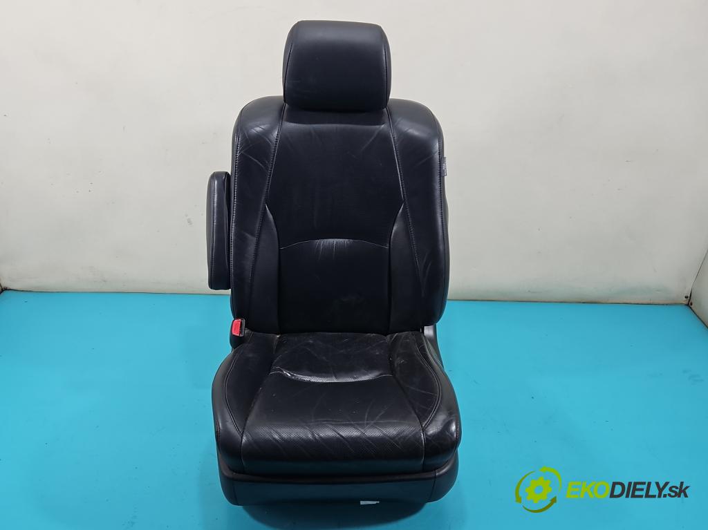 Lexus RX II 2003-2008 3.3 V6 211KM automatic 155 kW 3311 cm3 5- Sedadlo levý  (Sedačky, sedadla)