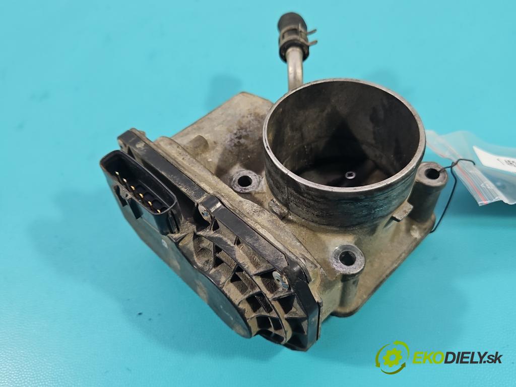 Toyota Corolla Verso II 2004-2009 1.8 vvti 129 HP manual 95 kW 1794 cm3 5- klapka 22030-0D011 (Škrtiaca klapka)