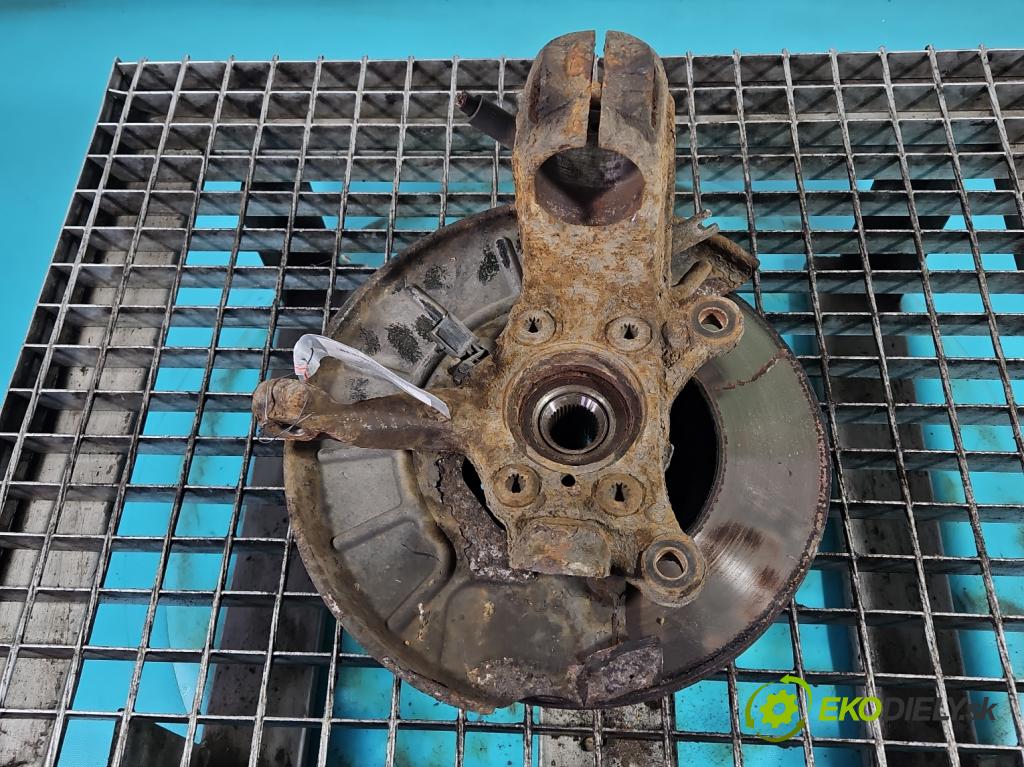 Vw Jetta VI 2010-2018 1.4 TSI 122 hp automatic 90 kW 1390 cm3 4- náboj levé  (Náboj kola)