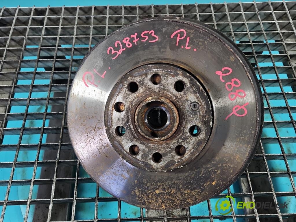 Vw Jetta VI 2010-2018 1.4 TSI 122 hp automatic 90 kW 1390 cm3 4- náboj levé  (Náboj kola)