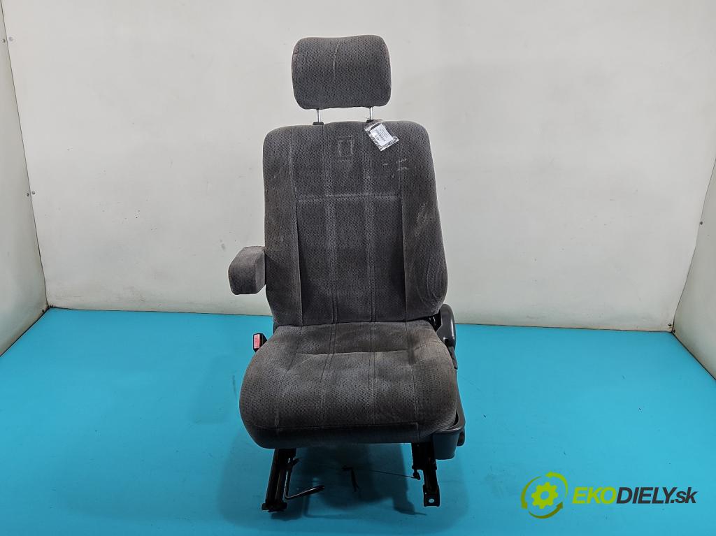 Opel Monterey 1992-1999 3.0 TD manual 117 kW 2999 cm3 5- Sedadlo levý  (Sedačky, sedadla)