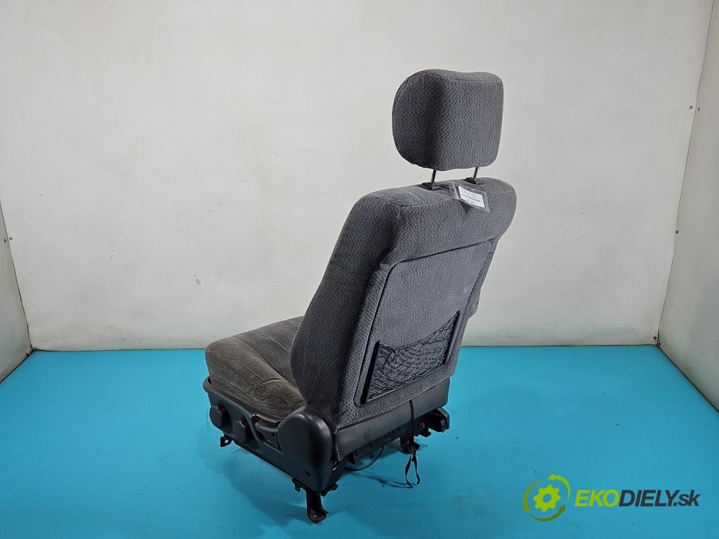 Opel Monterey 1992-1999 3.0 TD manual 117 kW 2999 cm3 5- Sedadlo levý  (Sedačky, sedadla)