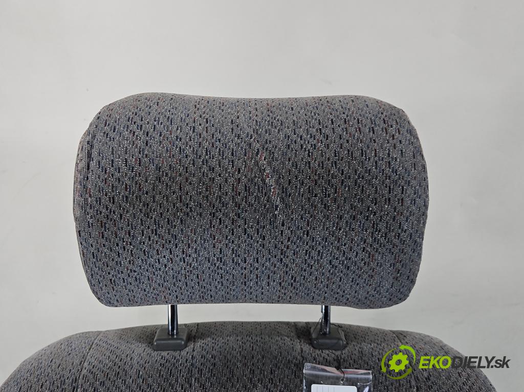 Opel Monterey 1992-1999 3.0 TD manual 117 kW 2999 cm3 5- Sedačka pravý  (Sedadlo)
