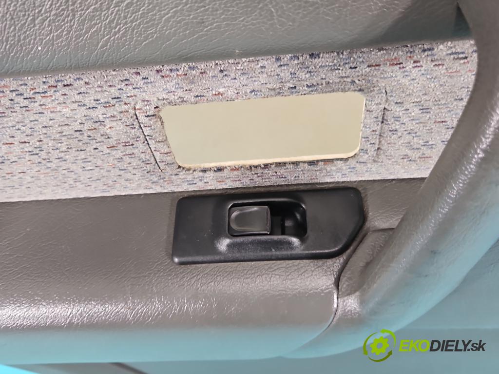 Opel Monterey 1992-1999 3.0 TD manual 117 kW 2999 cm3 5- Tapacír: dveře zadní levé