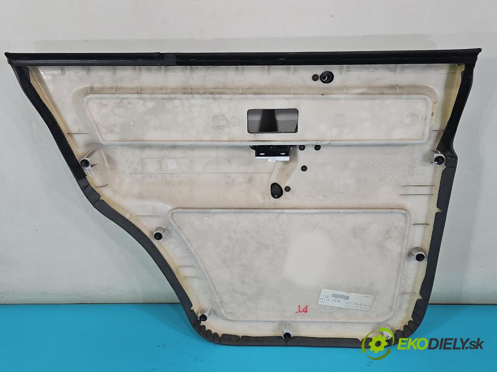 Opel Monterey 1992-1999 3.0 TD manual 117 kW 2999 cm3 5- Tapacír: dveře zadní pravé