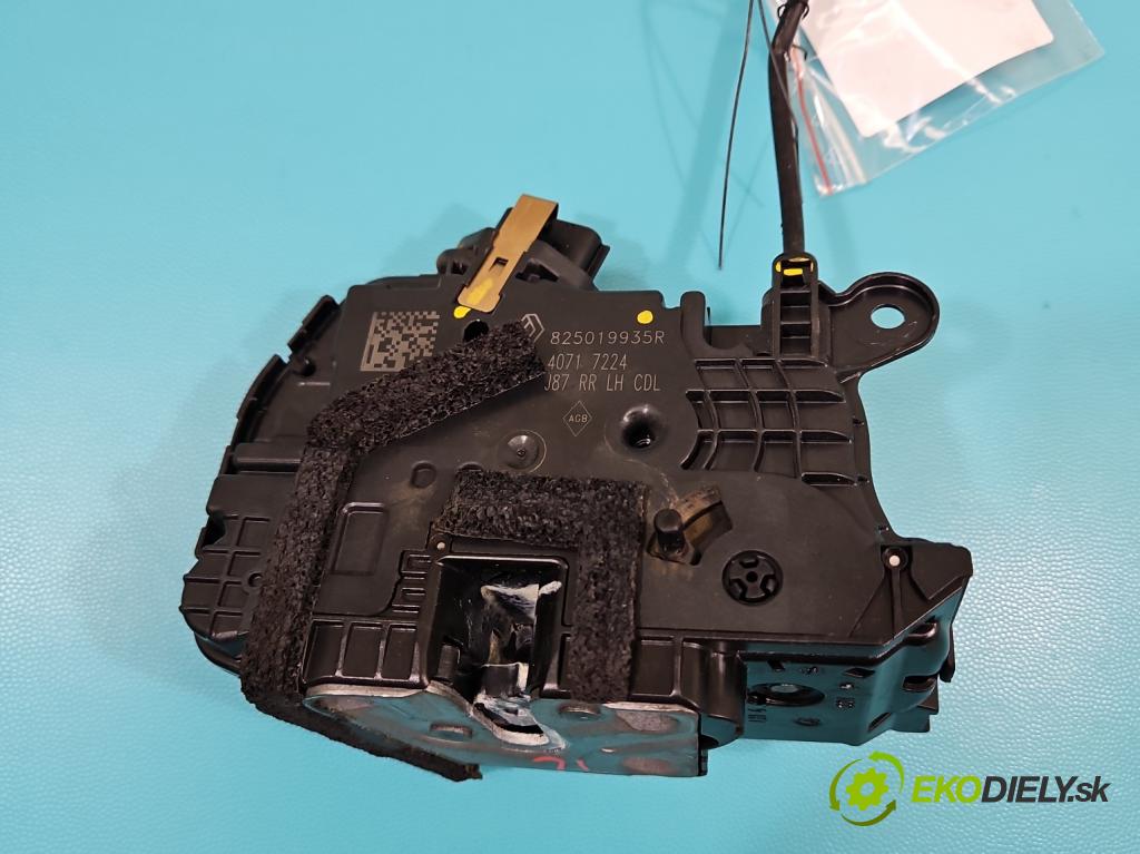 Renault Captur I 2013-2019 0.9 Tce 90 hp manual 66 kW 898 cm3 5- zámek zadní levý 825019935R