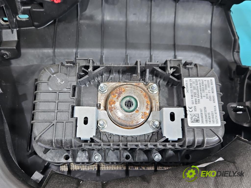 Bmw X3 G01 2017-2024 2.0d 190 hp automatic 140 kW 1995 cm3 5- kokpit,přistrojova deska