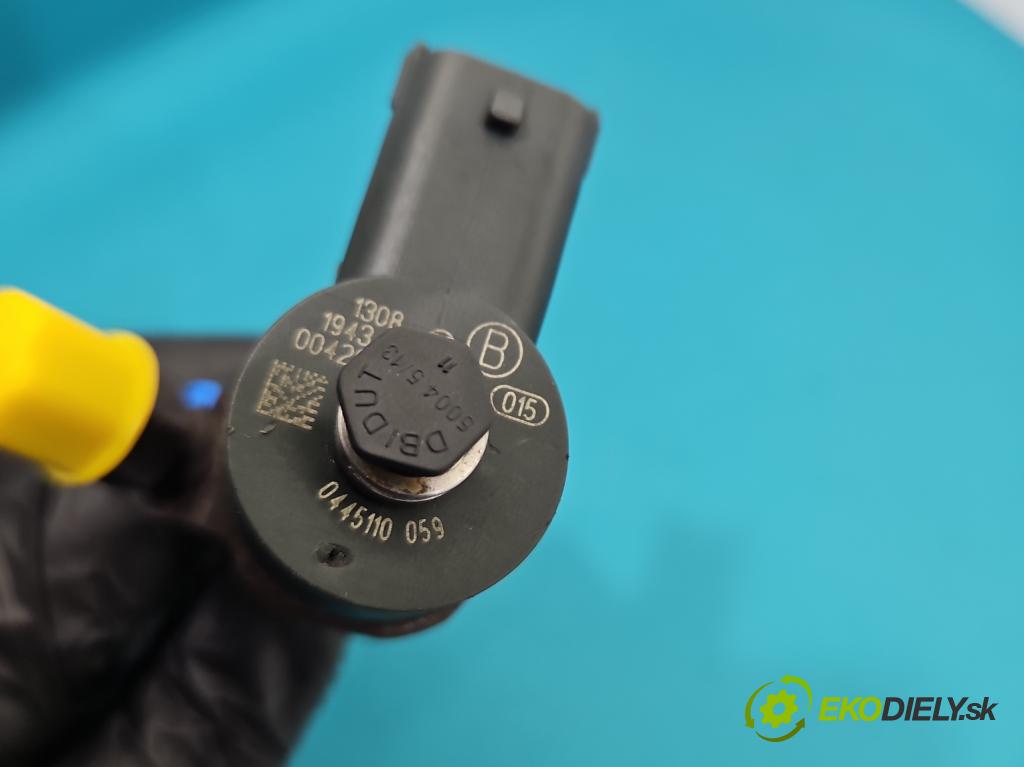 Chrysler Voyager IV 2000-2007 2.5 crd: 143 HP manual 105 kW 2499 cm3 5- vstrek 0445110059 (Vstrekovač paliva)