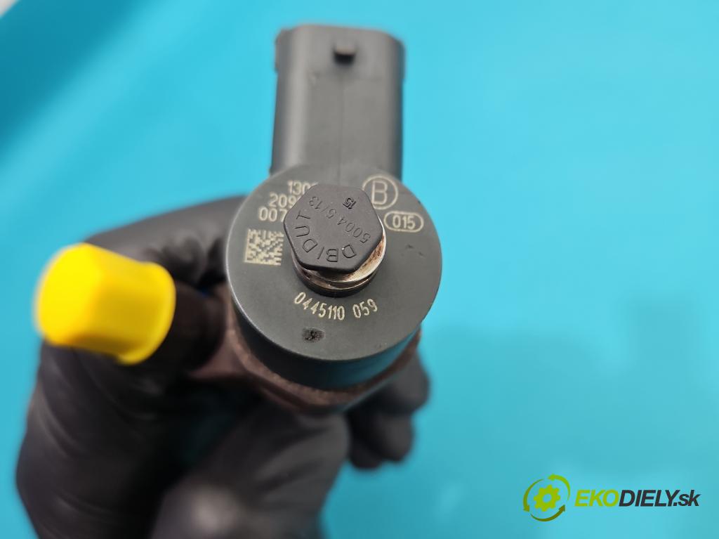 Chrysler Voyager IV 2000-2007 2.5 crd: 143 HP manual 105 kW 2499 cm3 5- vstrek 0445110059 (Vstrekovač paliva)