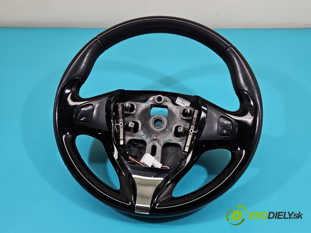 Renault Captur I 2013-2019 0.9 Tce 90 HP manual 66 kW 898 cm3 5- volant 985105453R (Volant)