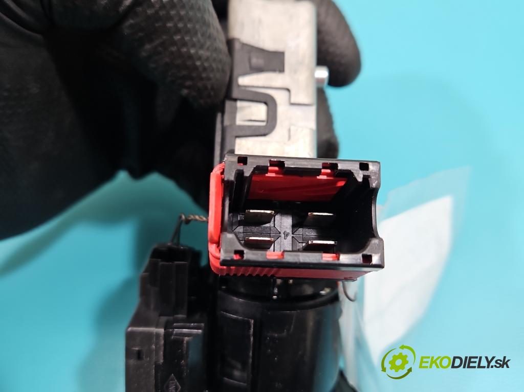 Dacia Sandero II 2012-2020 1.0 12V 73 HP manual 54 kW 999 cm3 5- Spínačka  (Spínacia skrinka)